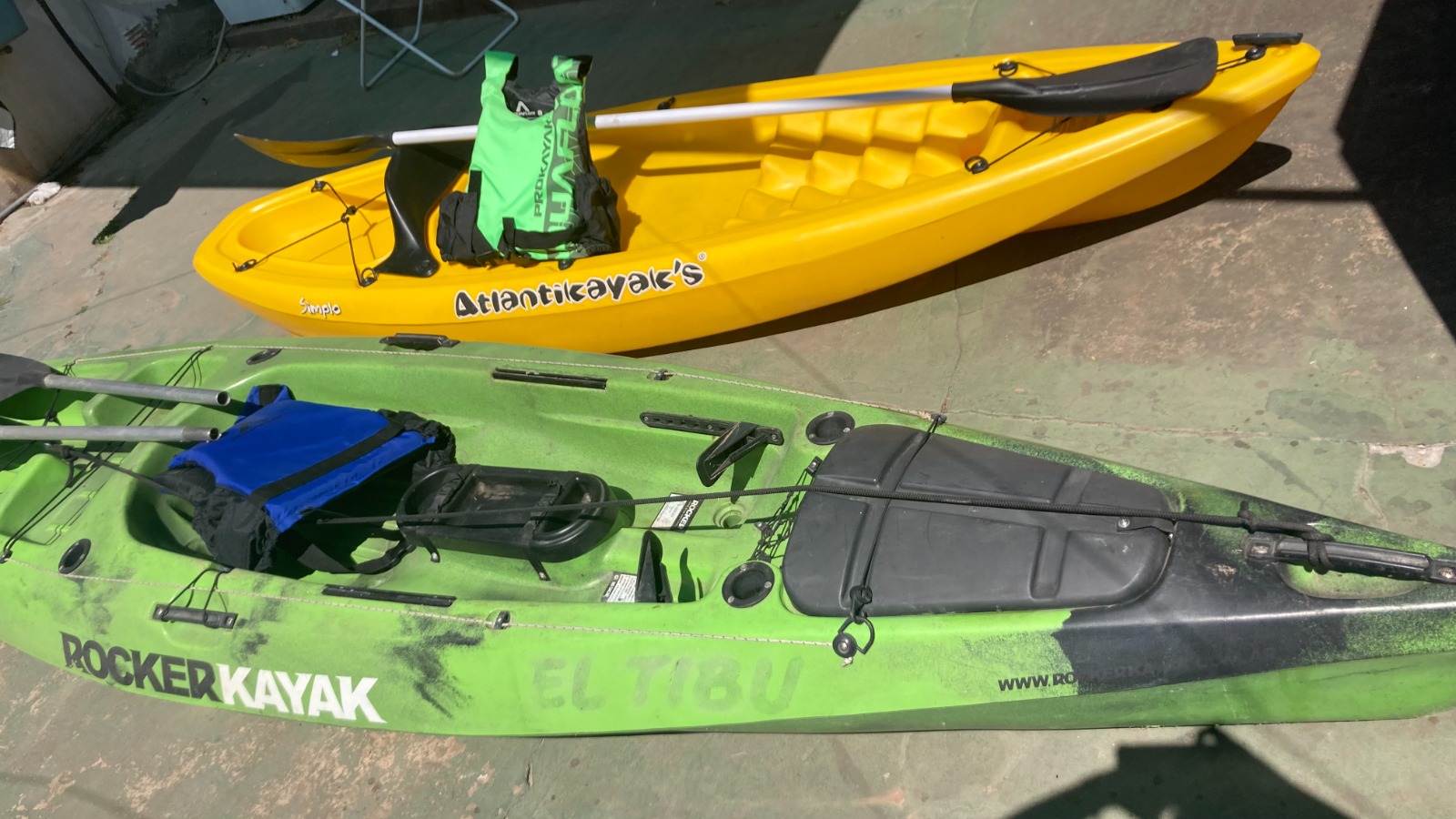Kayaks Rocker Wave fishing y Atlntikayak Simplo - Imagen principal