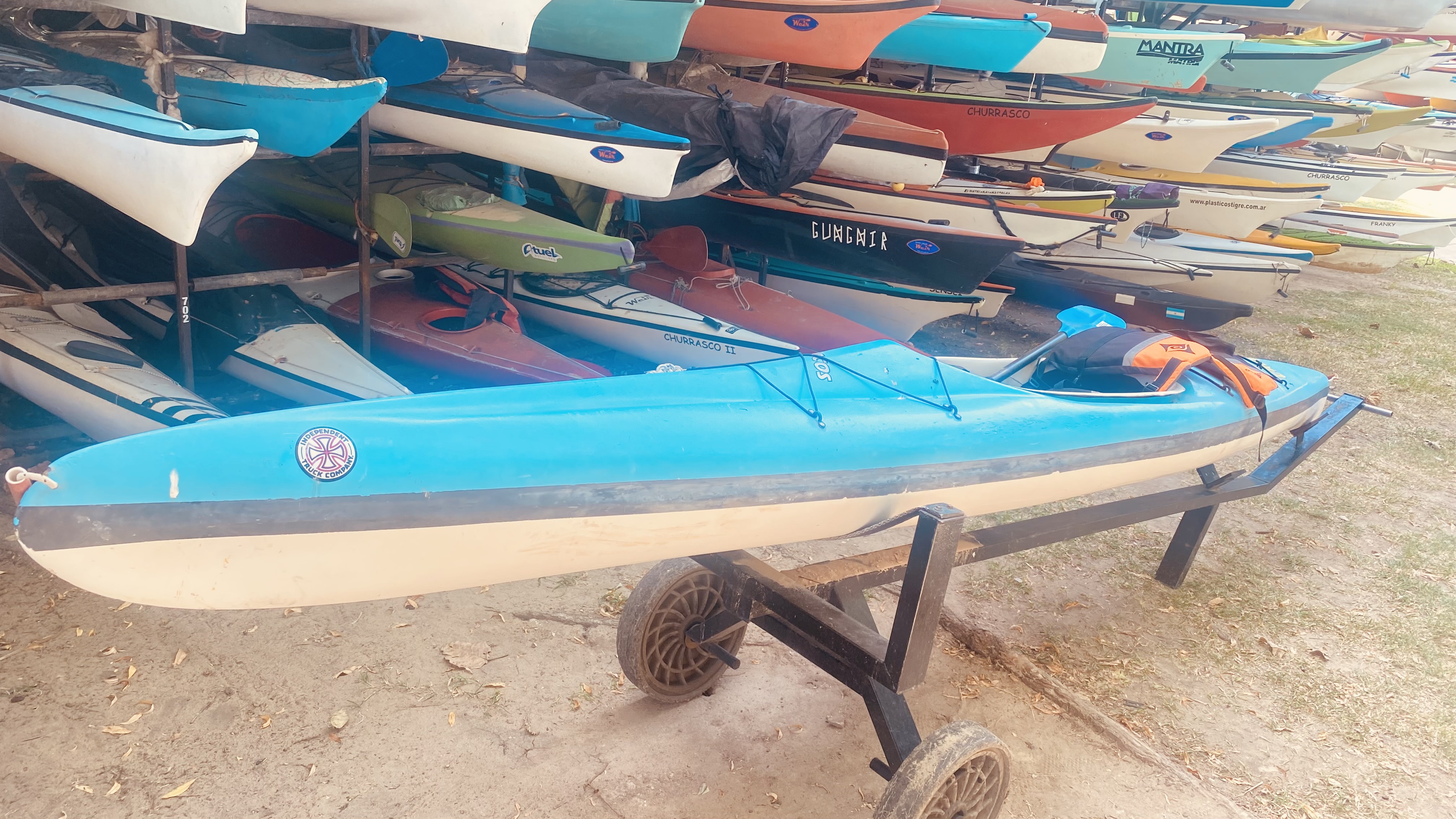 Kayak Mataco single  - Imagen principal