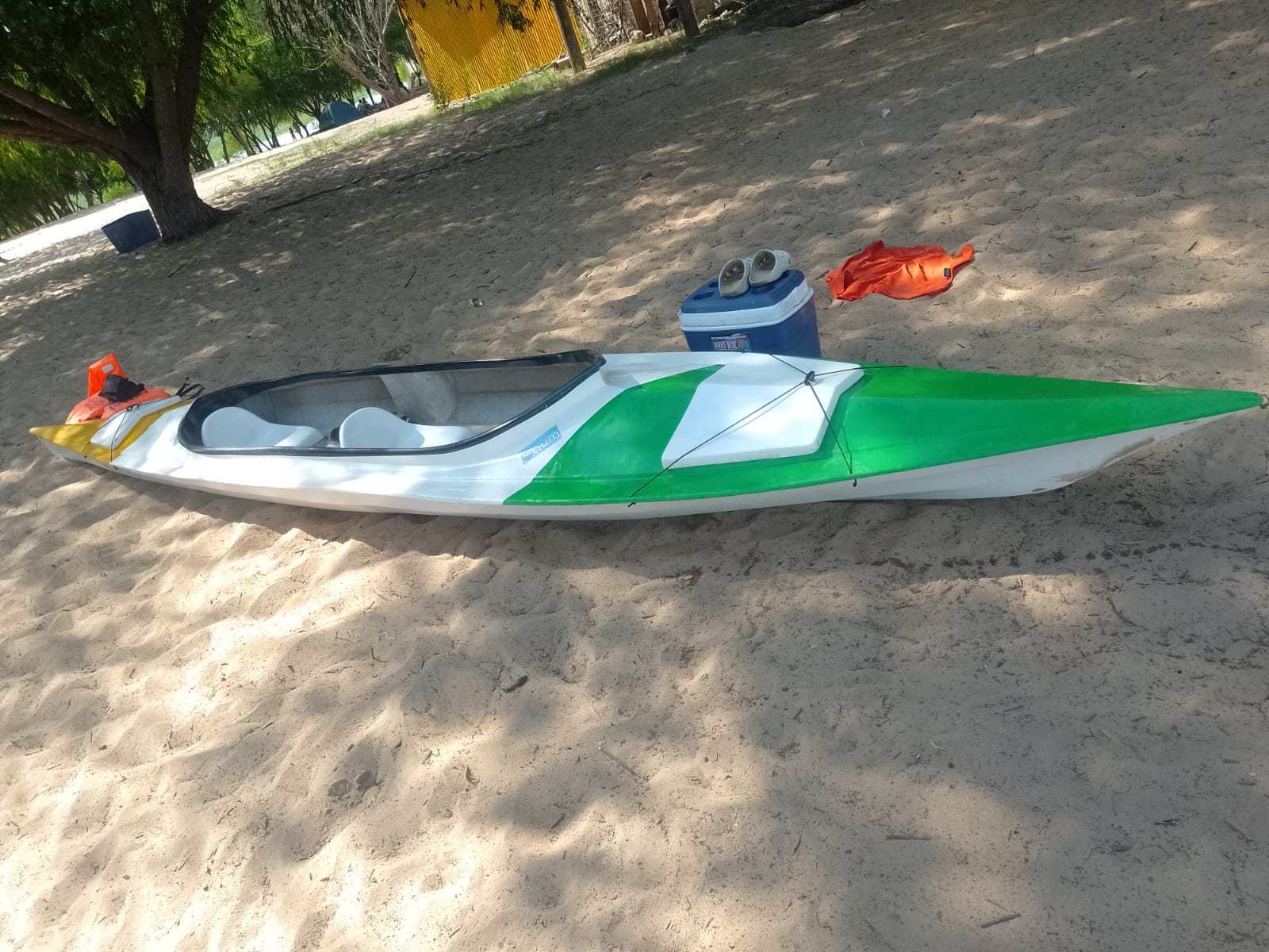 Kayak doble. - Imagen principal