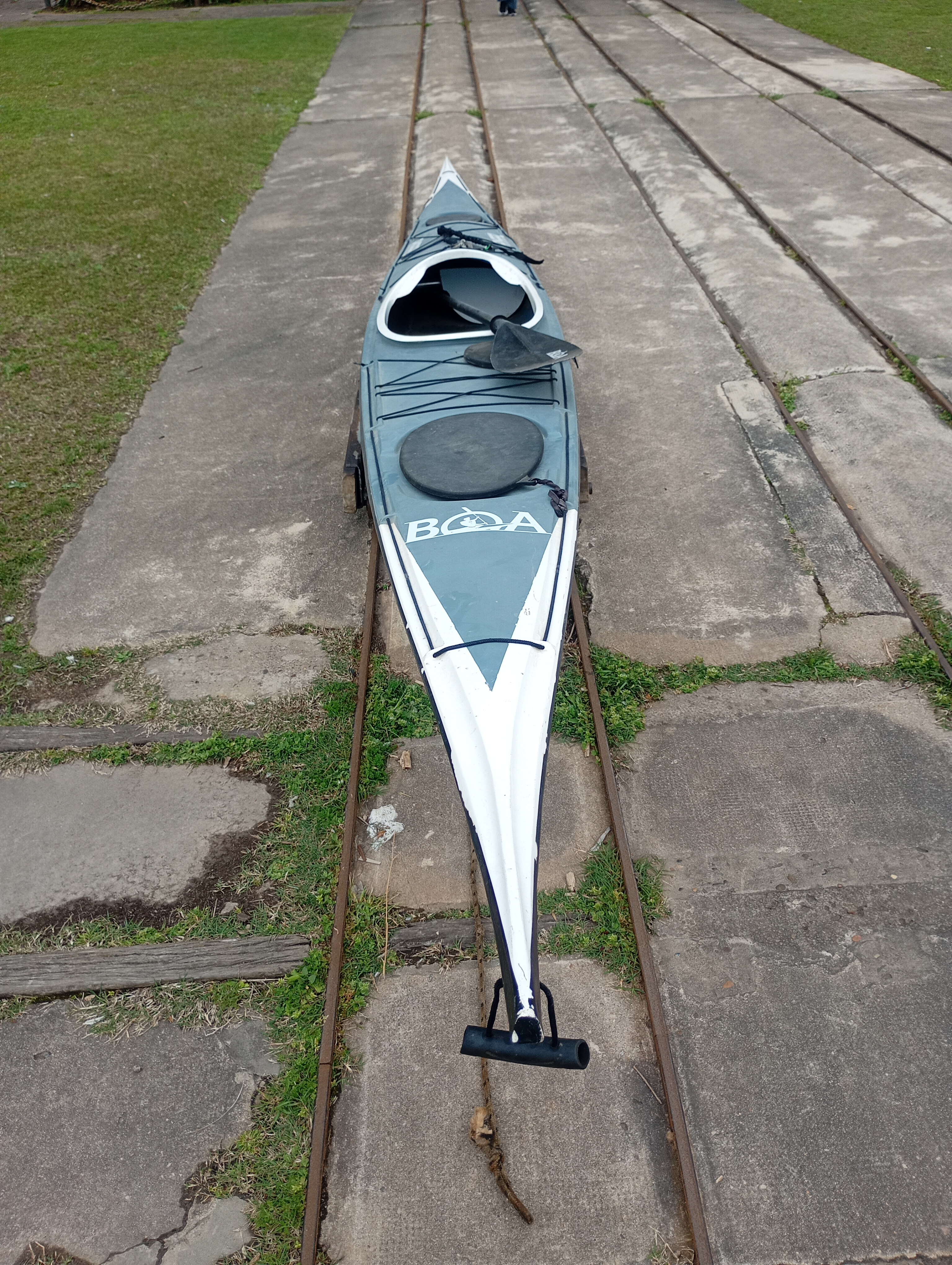 Kayak BOA AMARAL Travesía IMPECABLE - Imagen principal