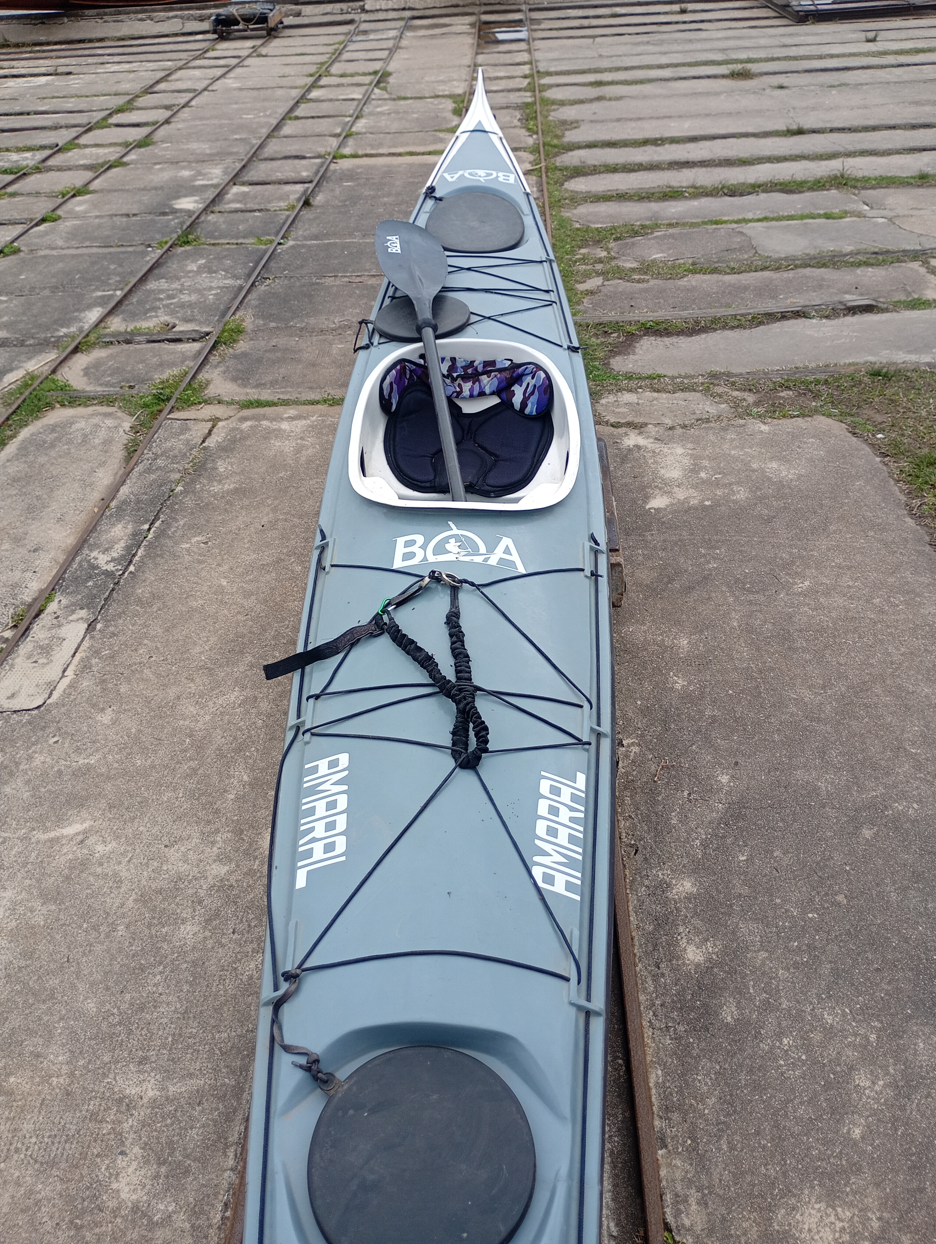 Kayak BOA AMARAL Travesía IMPECABLE - Foto 2