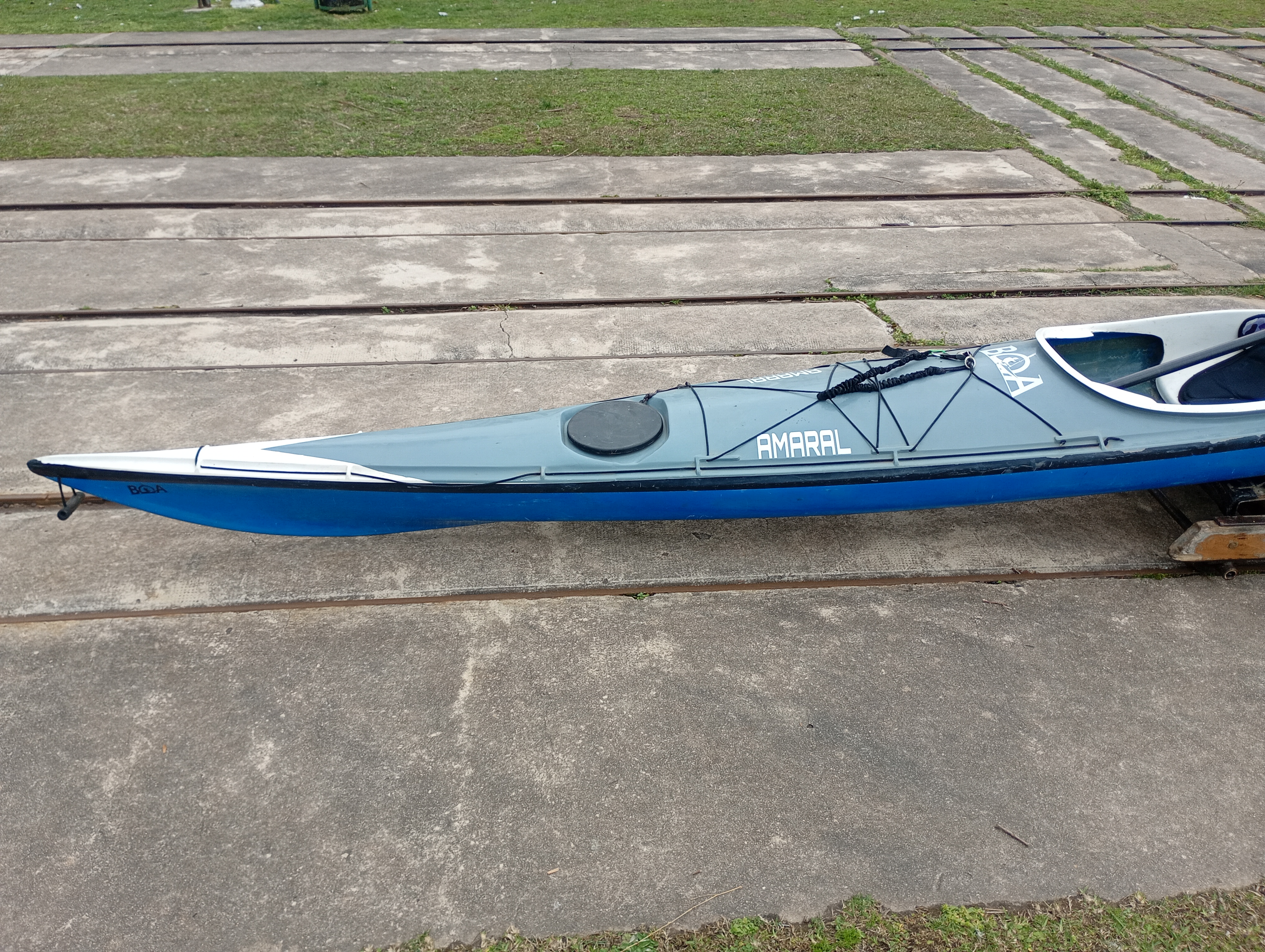 Kayak BOA AMARAL Travesía IMPECABLE - Foto 5