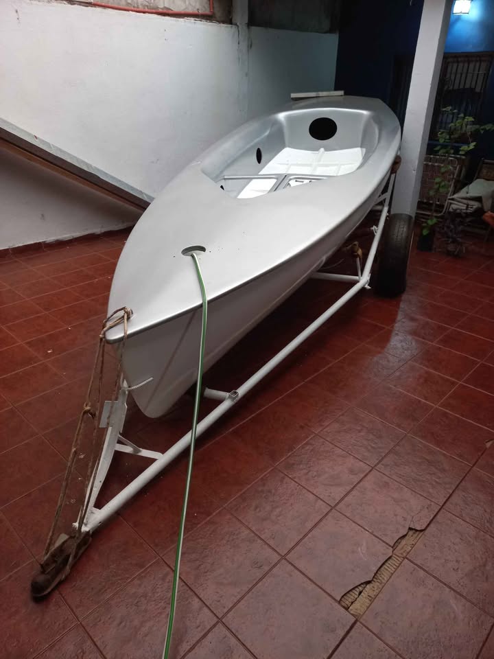 Kayak - Velero Clase Finn en POSADAS